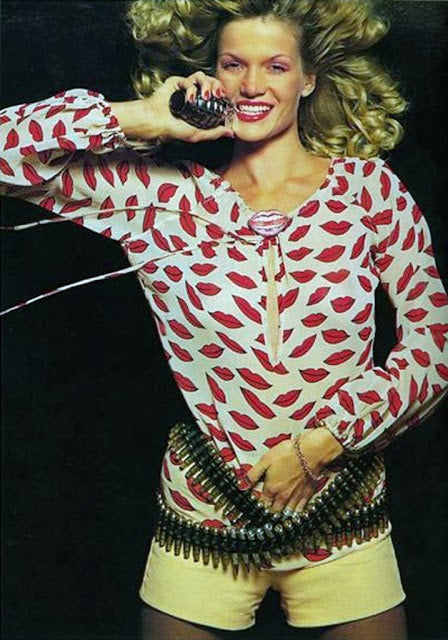 YVES SAINT LAURENT BY TOM FORD SS 2004 ICONIC LIP PRINT SILK SKIRT & TOP ENSEMBLE
