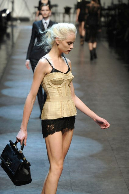 DOLCE & GABBANA SS 2010 RUNWAY LACE SHORTS