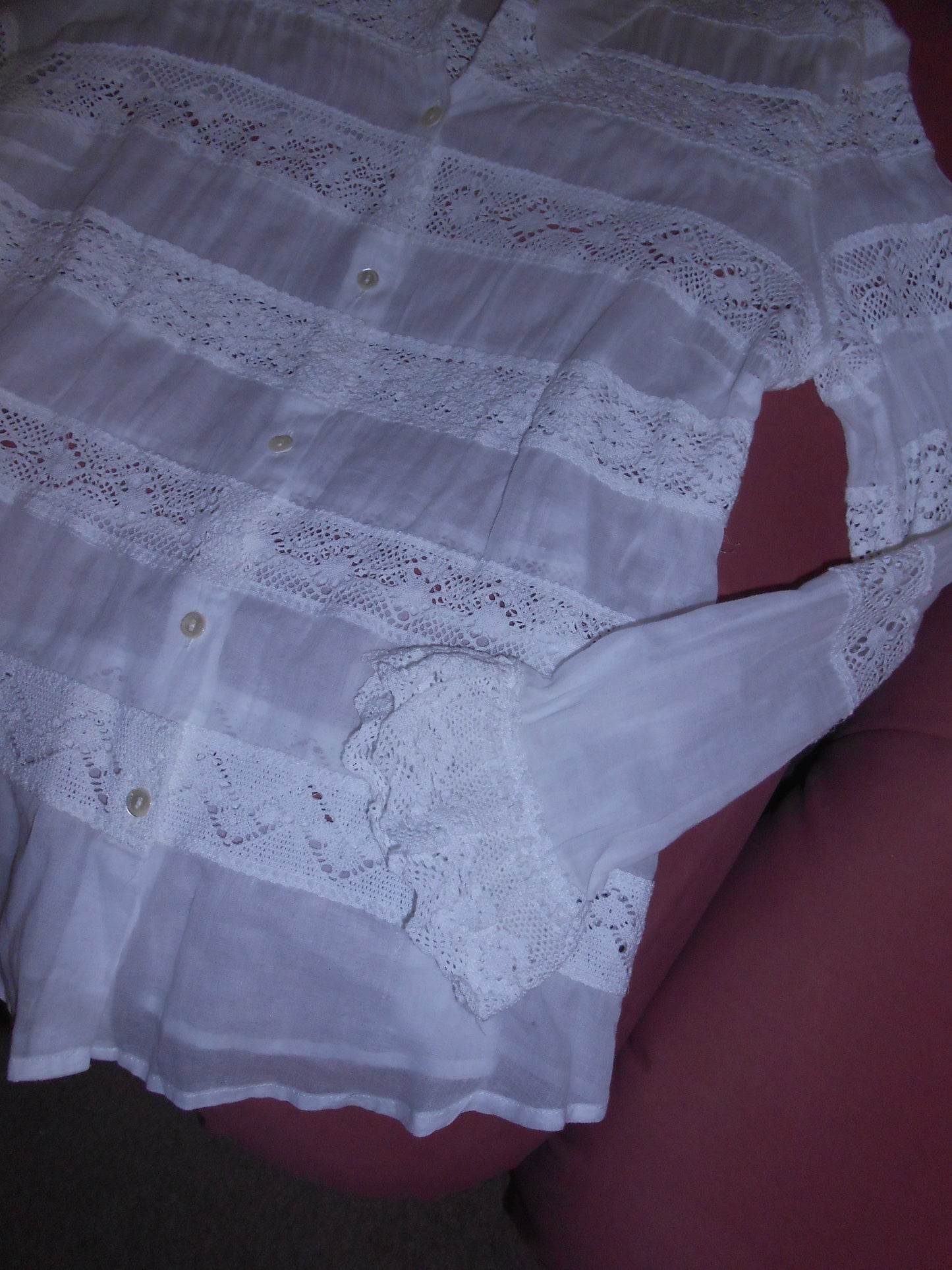 DOCLE & GABBANA EARLY 2000S COTTON & CROCHET BLOUSE