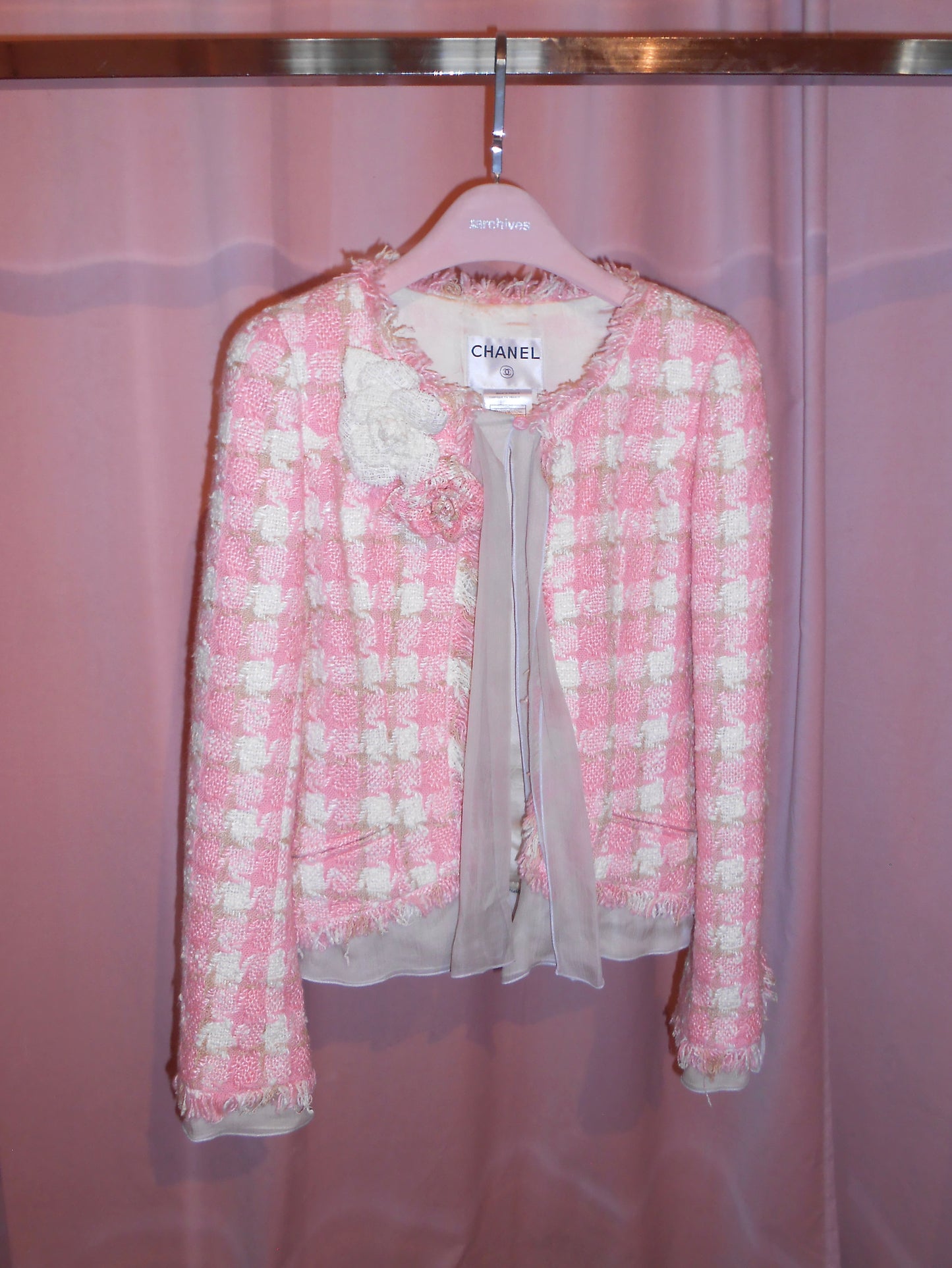 CHANEL BY KARL LAGERFELD CRUISE 2004 TWEED & SILK SKIRT SUIT