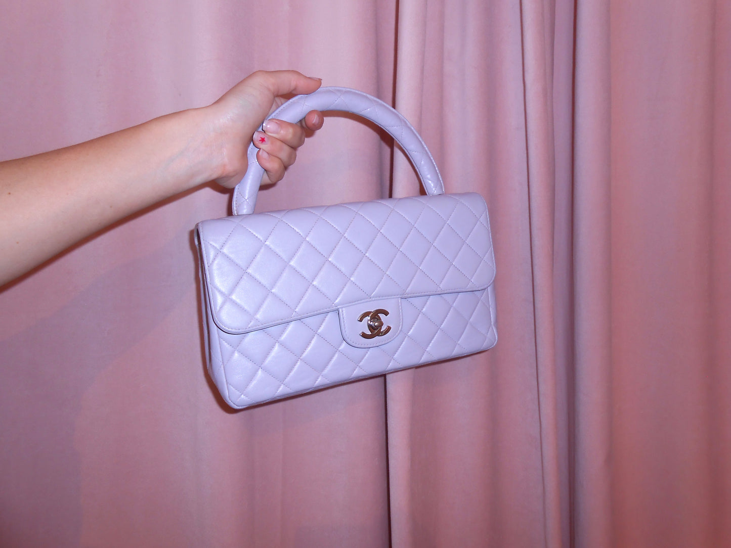 CHANEL BY KARL LAGERFELD 1996 / 1997 LAVENDER MEDIUM FLAP KELLY