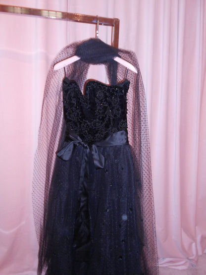 GIVENCHY HAUTE COUTURE 1980S	VELVET & TULLE BEADED GOWN