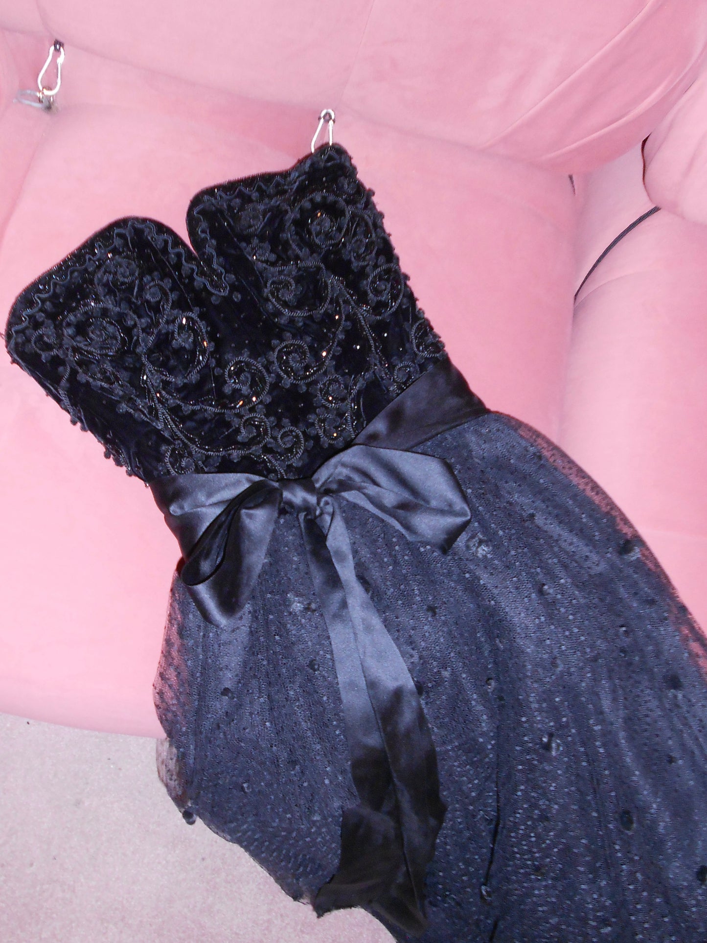 GIVENCHY HAUTE COUTURE 1980S	VELVET & TULLE BEADED GOWN