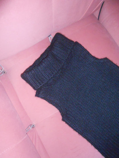 GUCCI BY TOM FORD 1990S SLEEVELESS TURTLE NECK