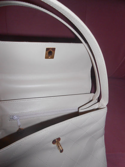 CHANEL BY KARL LAGERFELD 1997 - 1999 QUILTED SHOULDER BAG