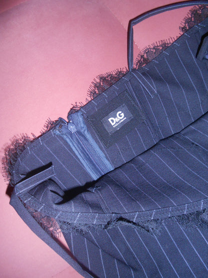 DOLCE & GABBANA EARLY 2000S PINSTRIPE TOP WITH LACE