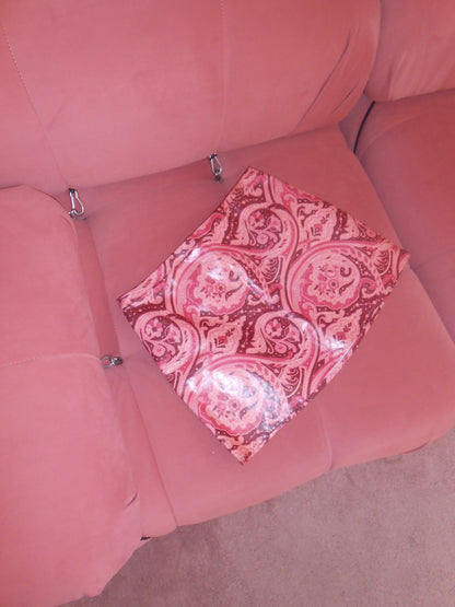 DOLCE & GABBANA EARLY 2000S PINK PAISLEY MINI SKIRT