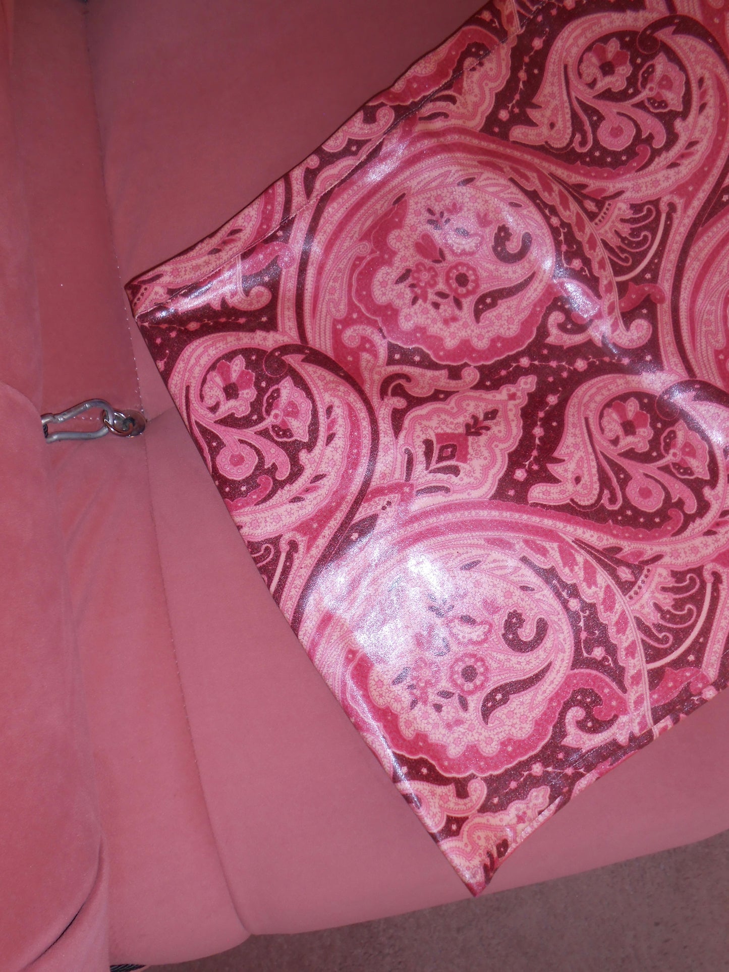DOLCE & GABBANA EARLY 2000S PINK PAISLEY MINI SKIRT