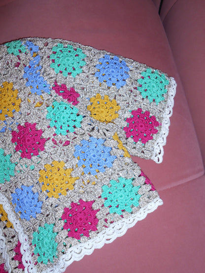 MOSCHINO CHEAP & CHIC	EARLY 2000S CROCHET CROPPED BOLERO