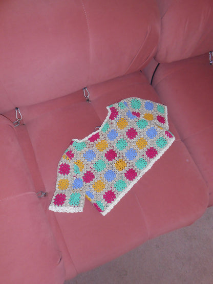 MOSCHINO CHEAP & CHIC	EARLY 2000S CROCHET CROPPED BOLERO