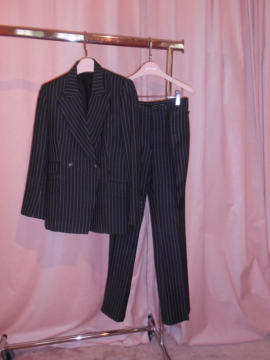 GUCCI BY TOM FORD	FW 1996	PINSTRIPE WOOL SUIT